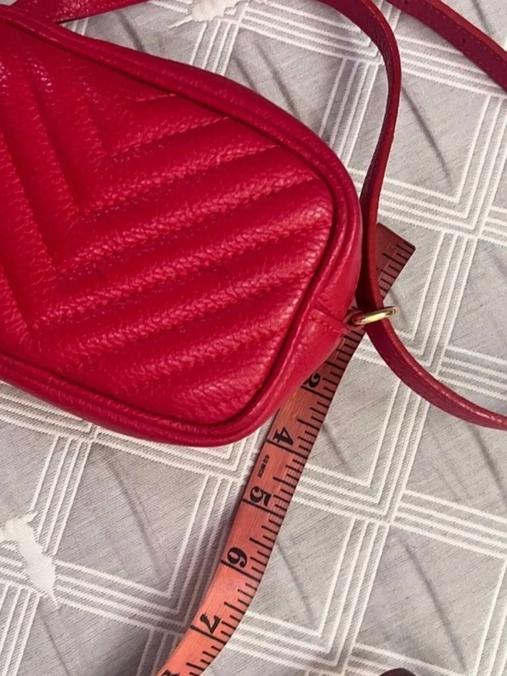 Max Mara interest leather small Quilted Crossbody Bag - Women - Picture 3 of 15